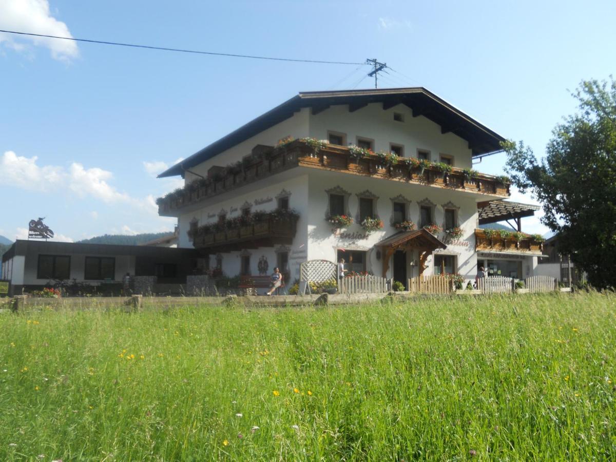 Pension Und Apartments Landhaus Marie Leutasch Eksteriør billede